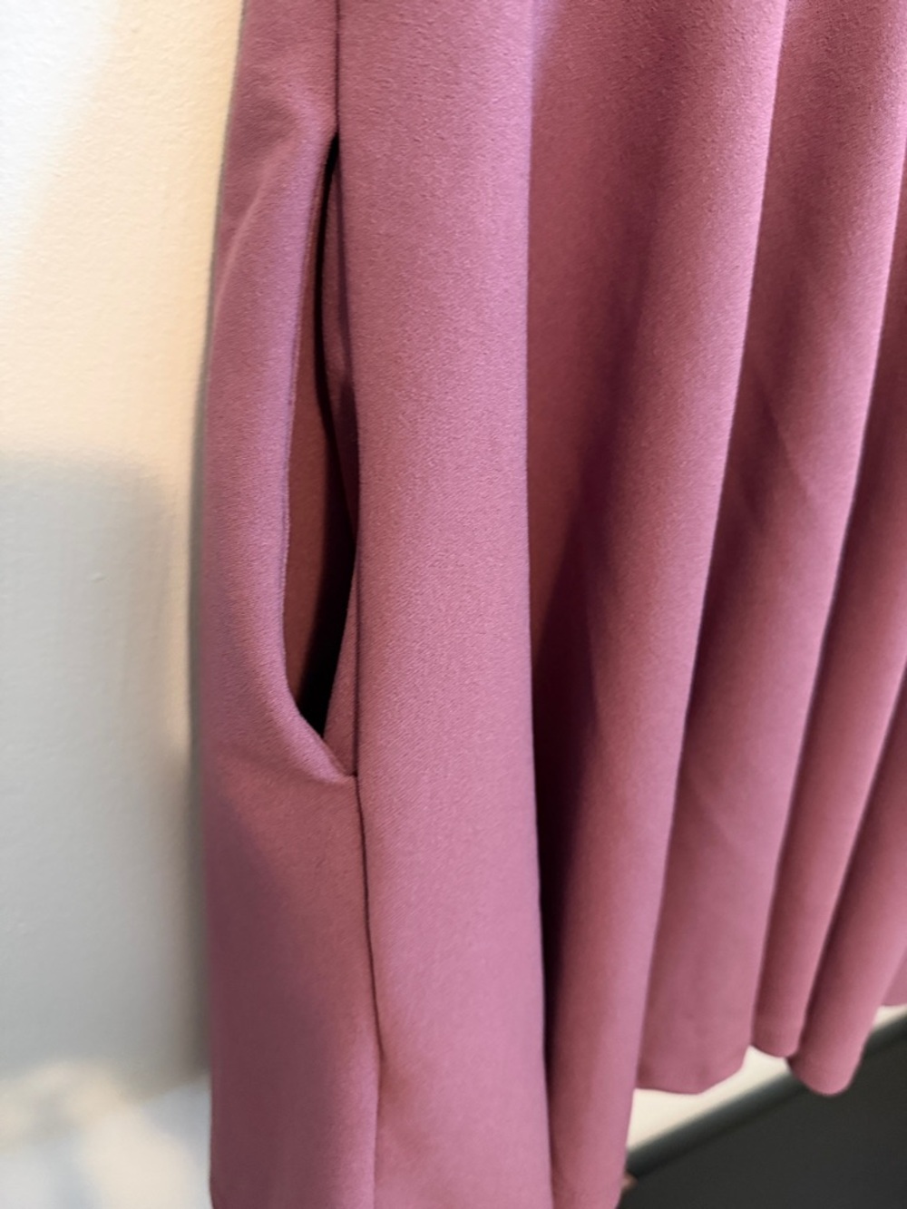 Windsor Dusty Rose Spaghetti-Strap Skater Dress size medium NWT - Picture 4 of 9